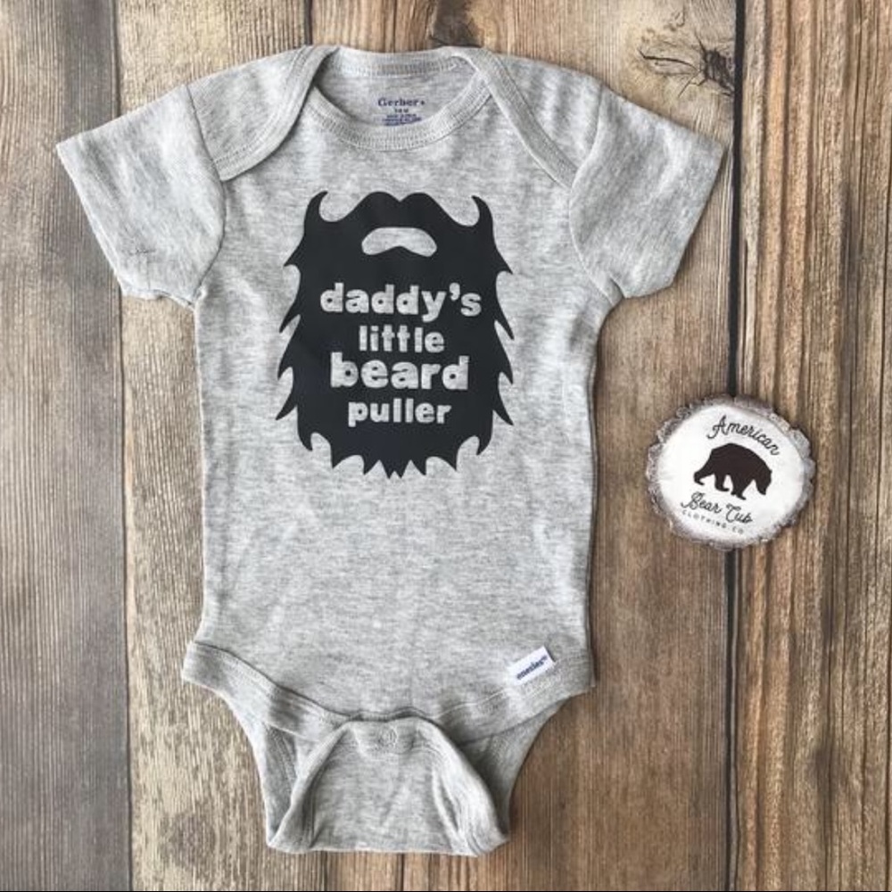 Daddy’s little beard puller Onesie - GRAY